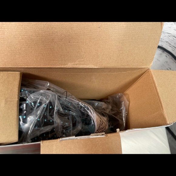 Revlon Salon one step hairdryer in Volumizer Max drying  power One step - Picture 5 of 5